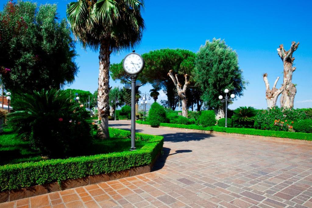 Resort Villa Antica Eboli Exteriör bild