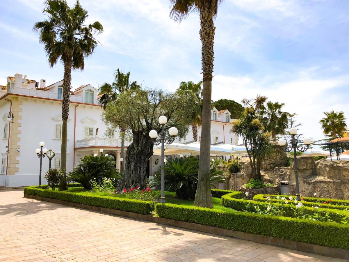 Resort Villa Antica Eboli Exteriör bild